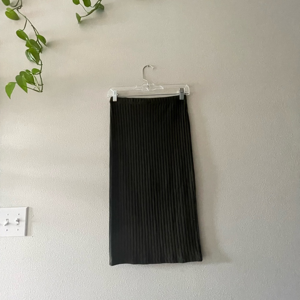 Green Straight Skirt